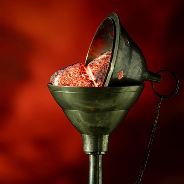 cube charcoal burned on sisha vaping